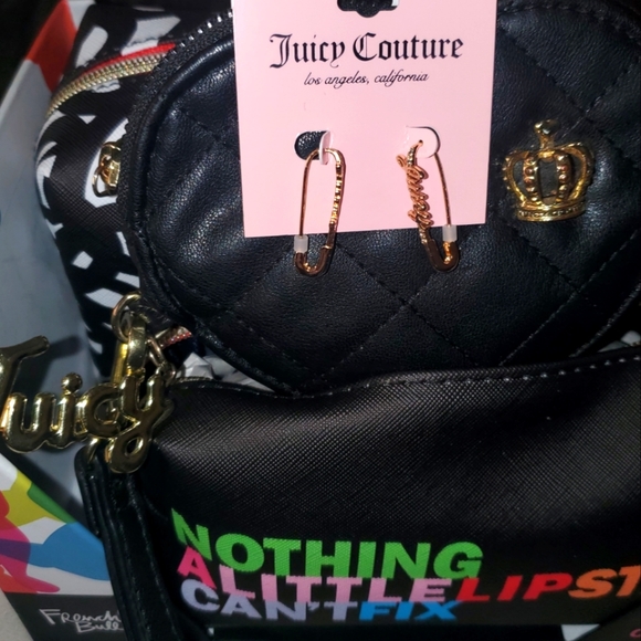 JUICY COUTURE SAFETY PIN EARRINGS - Picture 2 of 4